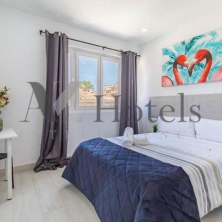 Ayz Silvela - Auto Check-In Property Malaga Bagian luar foto