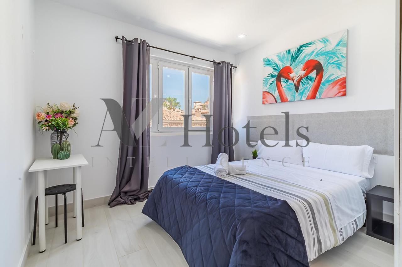 Ayz Silvela - Auto Check-In Property Malaga Bagian luar foto