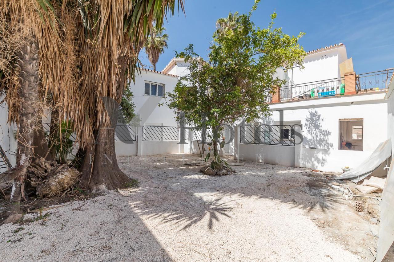 Ayz Silvela - Auto Check-In Property Malaga Bagian luar foto