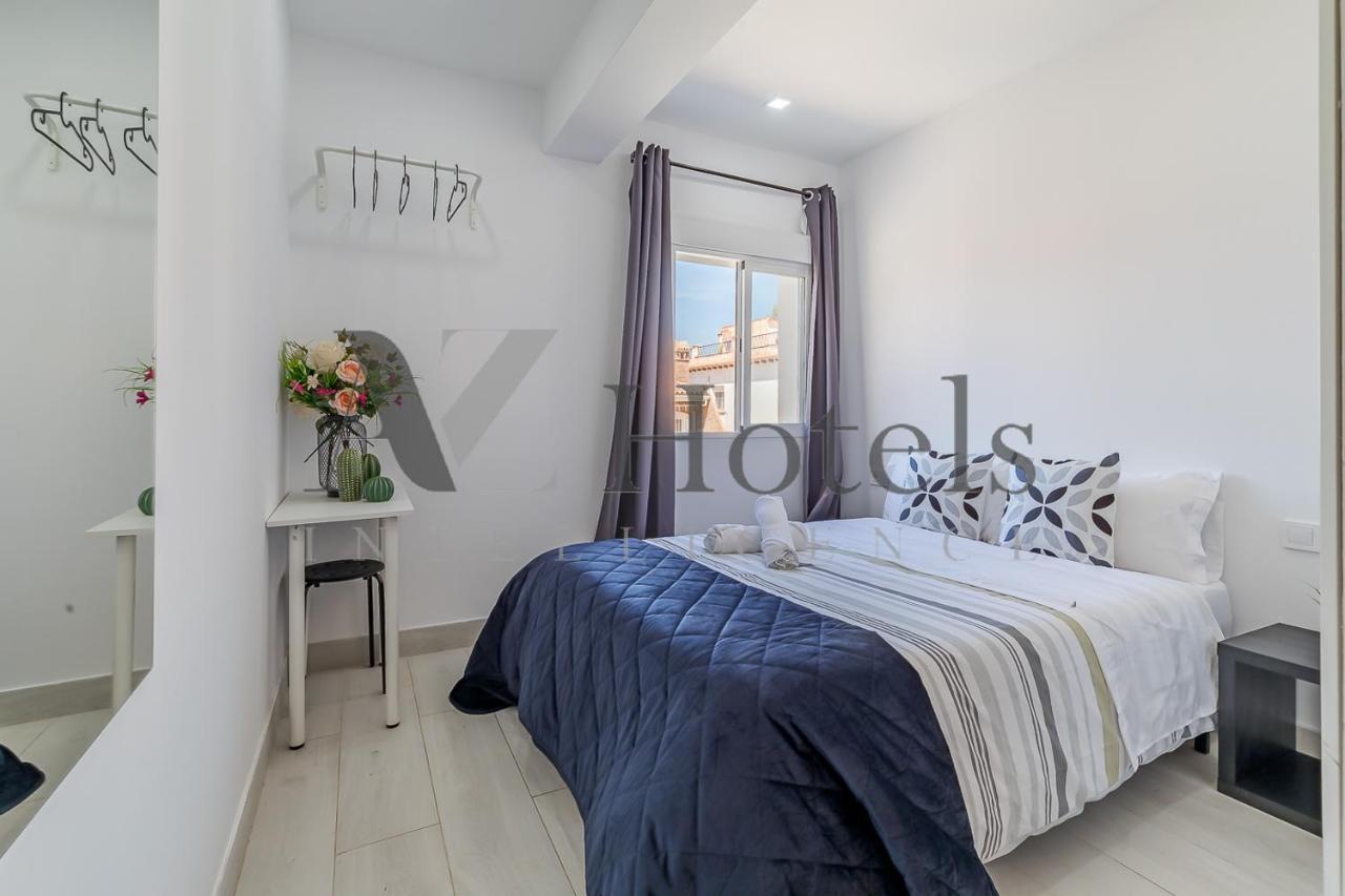 Ayz Silvela - Auto Check-In Property Malaga Bagian luar foto