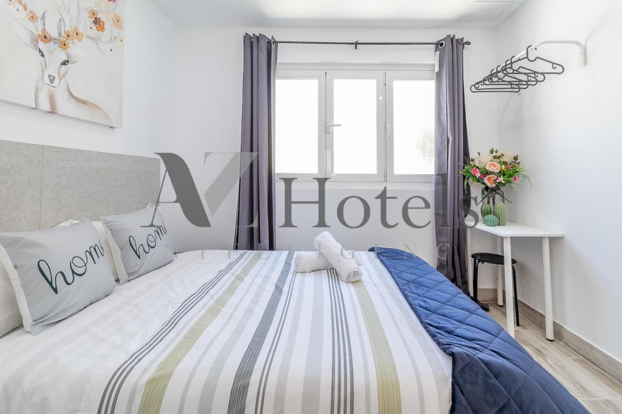 Ayz Silvela - Auto Check-In Property Malaga Bagian luar foto