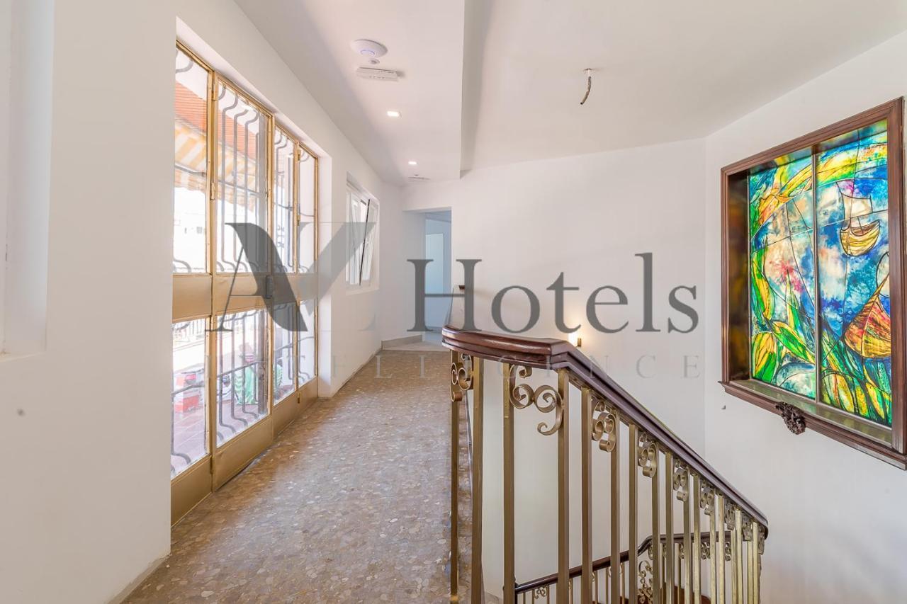 Ayz Silvela - Auto Check-In Property Malaga Bagian luar foto