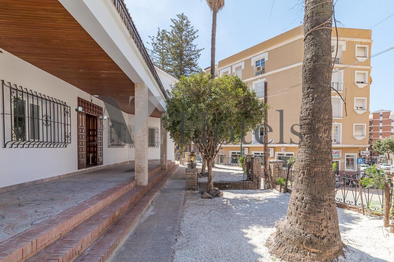 Ayz Silvela - Auto Check-In Property Malaga Bagian luar foto