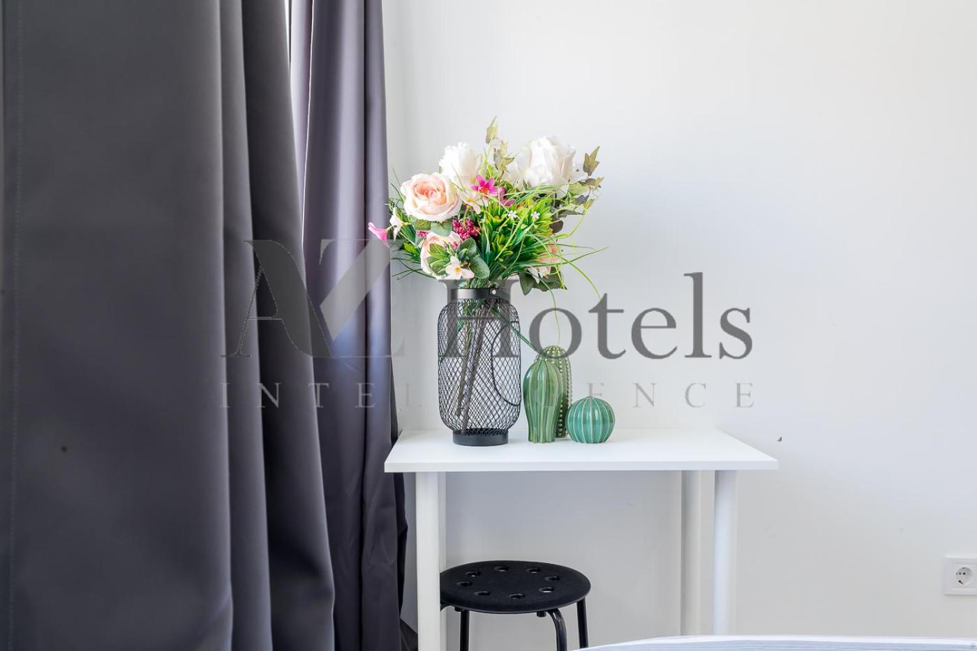 Ayz Silvela - Auto Check-In Property Malaga Bagian luar foto