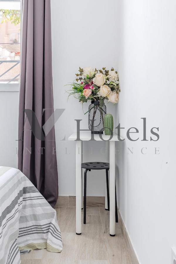 Ayz Silvela - Auto Check-In Property Malaga Bagian luar foto