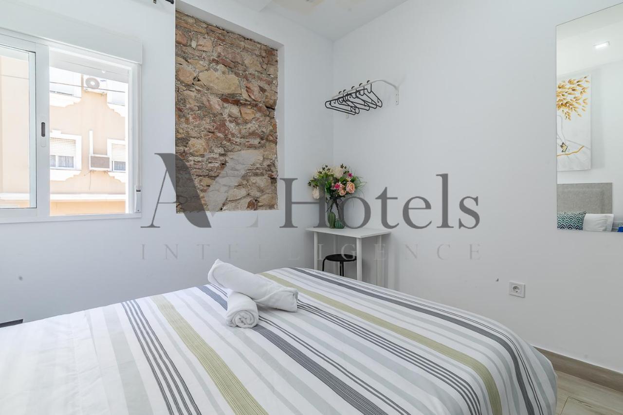 Ayz Silvela - Auto Check-In Property Malaga Bagian luar foto