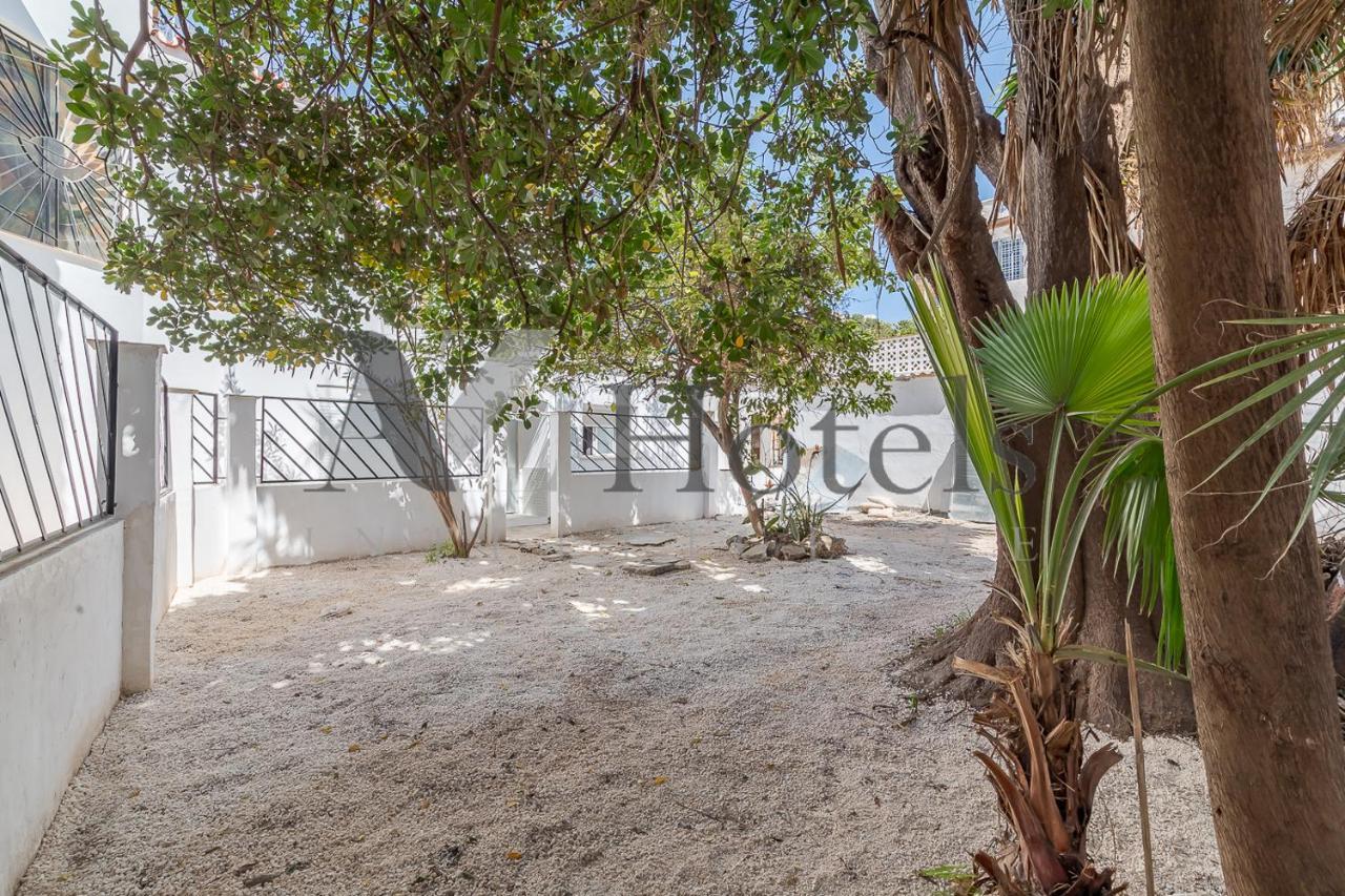 Ayz Silvela - Auto Check-In Property Malaga Bagian luar foto
