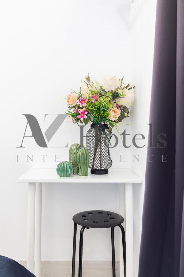Ayz Silvela - Auto Check-In Property Malaga Bagian luar foto