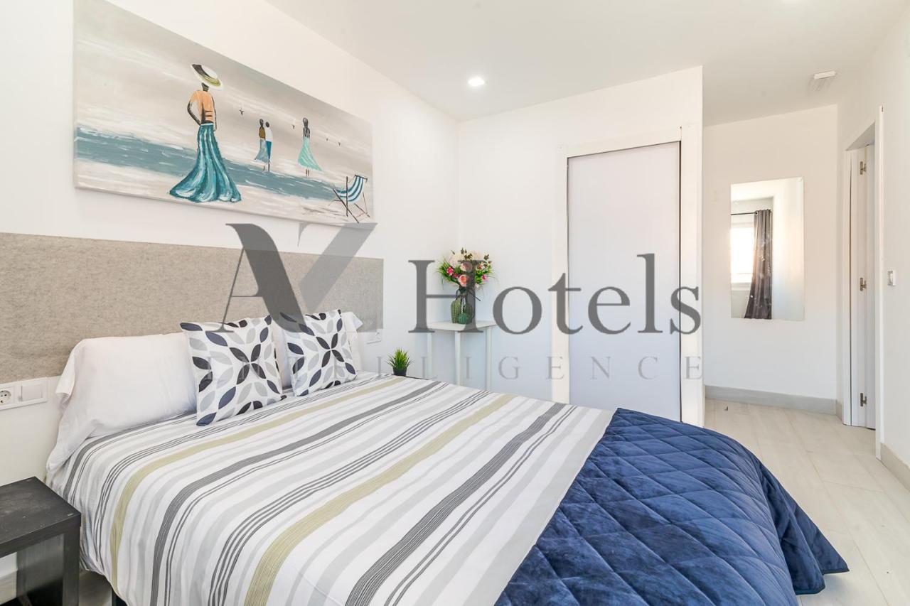 Ayz Silvela - Auto Check-In Property Malaga Bagian luar foto