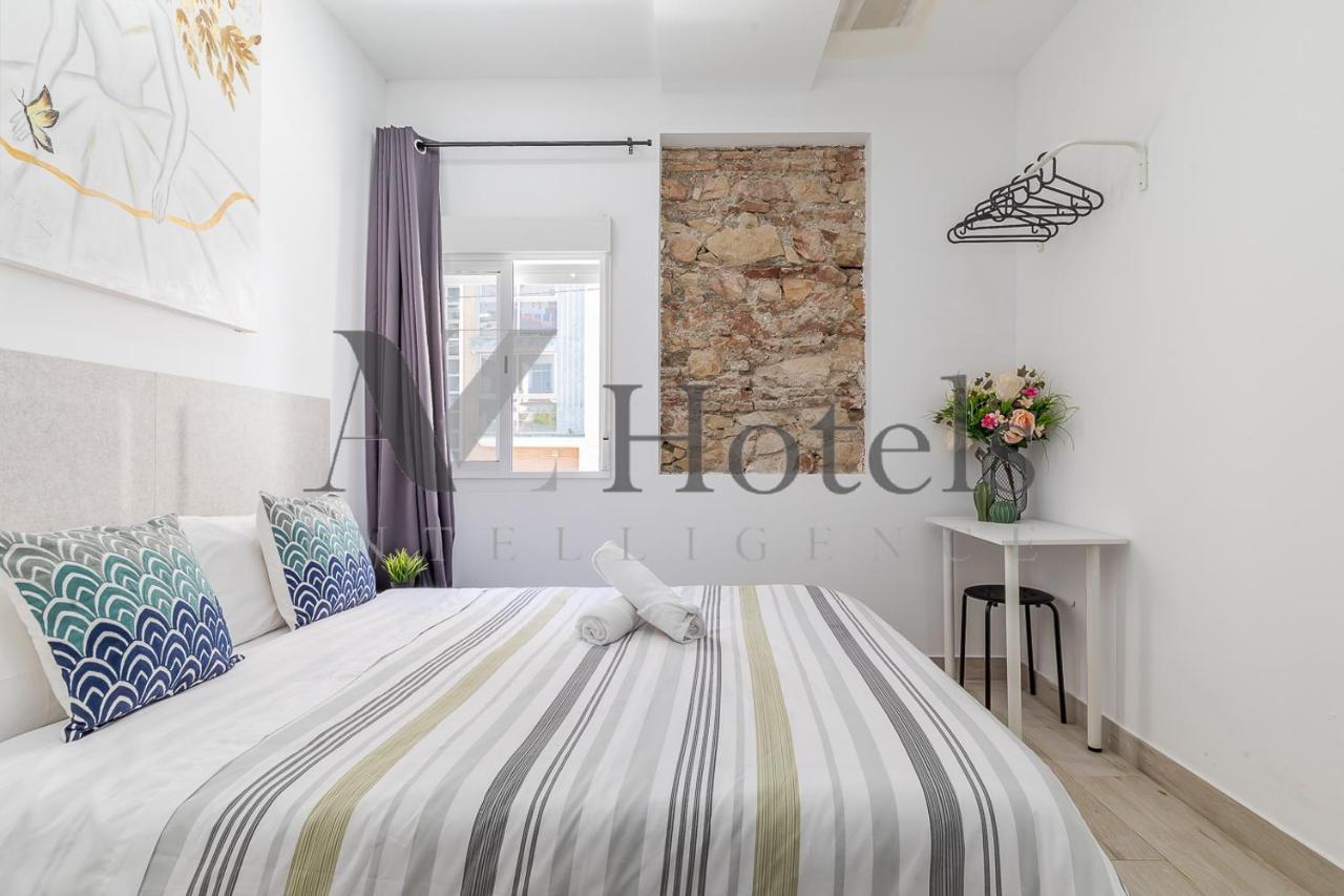 Ayz Silvela - Auto Check-In Property Malaga Bagian luar foto