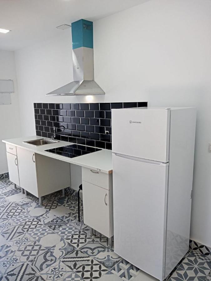 Ayz Silvela - Auto Check-In Property Malaga Bagian luar foto
